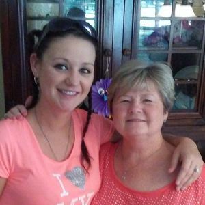 Meet your Posher, Linda